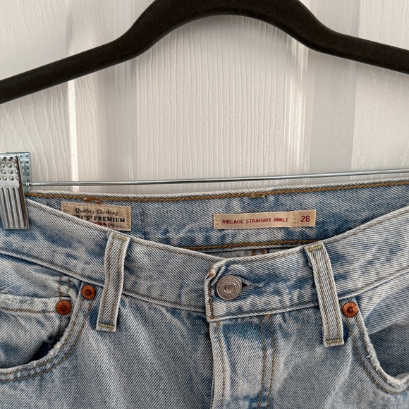 Levi Ribcage Straight Ankle Women Jeans - Picture 2 of 4